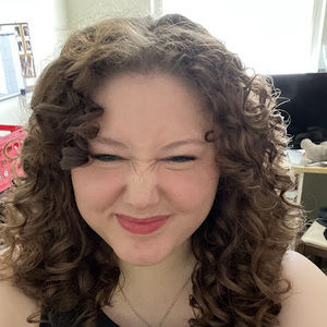 Meet your Posher, Jillian